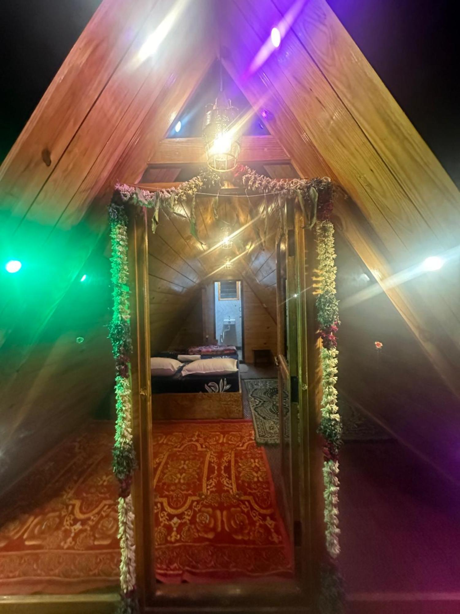 コダイカナル Magica Mount A Frame Wood Houseヴィラ エクステリア 写真