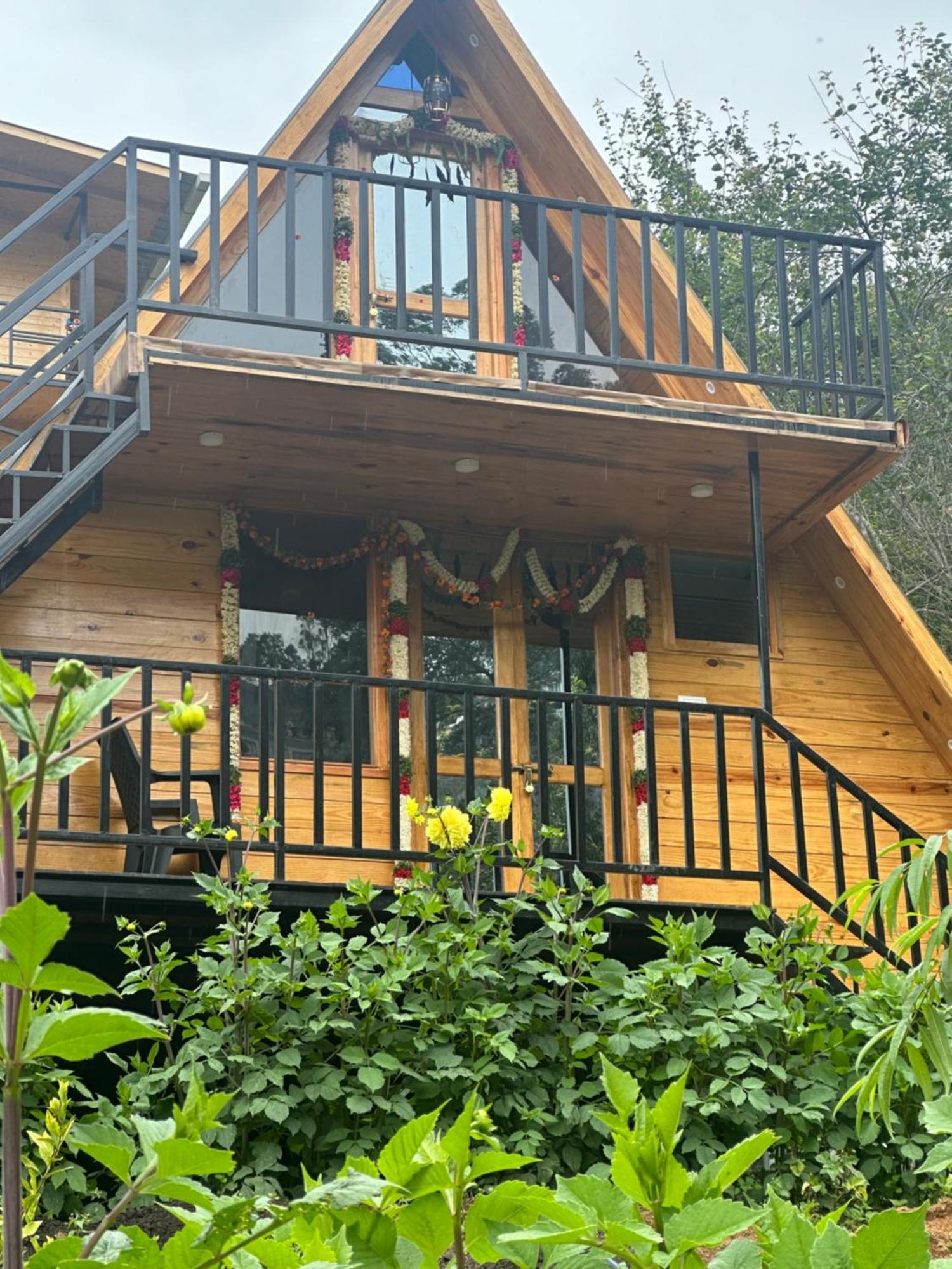 コダイカナル Magica Mount A Frame Wood Houseヴィラ エクステリア 写真